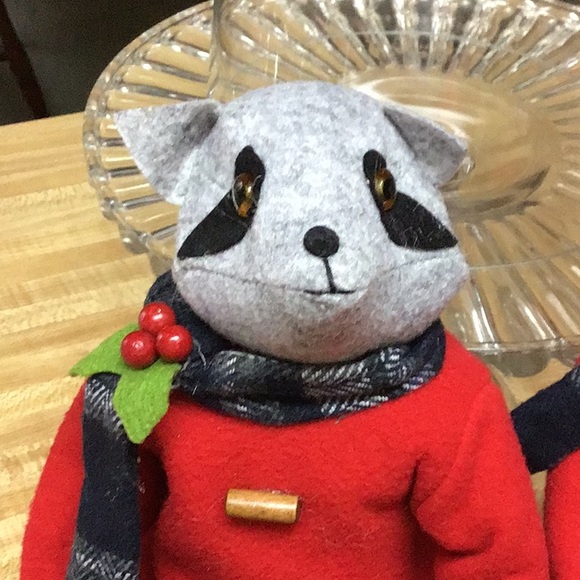 Christmas Holiday Decor Raccoons Raz - Picture 2 of 10